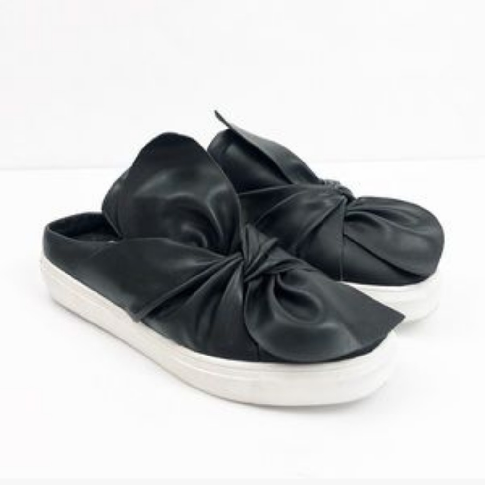Steve Madden Black Catie Bow Slip-on Sneaker
